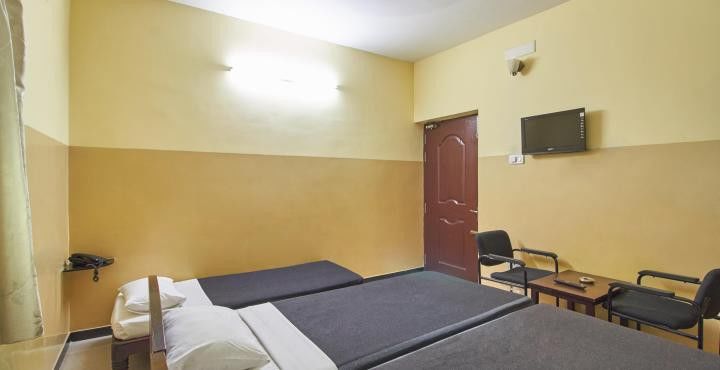 Hotel Kc Yercaud Luaran gambar